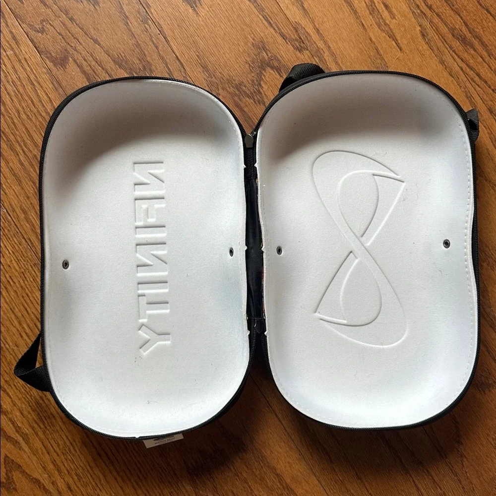 Nfinity Splatter Print Cheer Shoe Case - Picture 2 of 2
